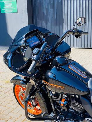 HARLEY-DAVIDSON ROAD GLIDE SPECIAL 